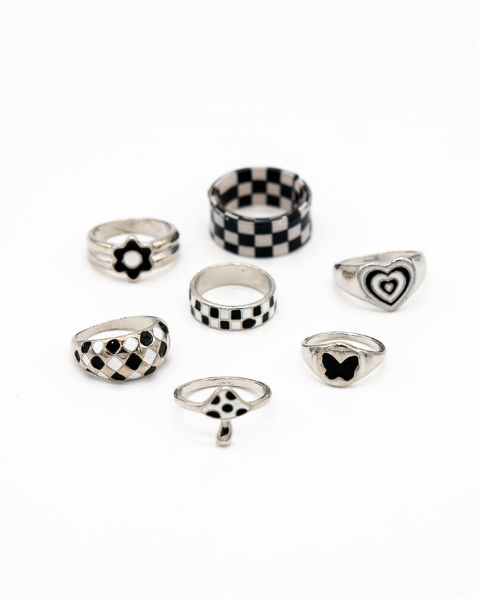 Checkered Assorted Ring Set
